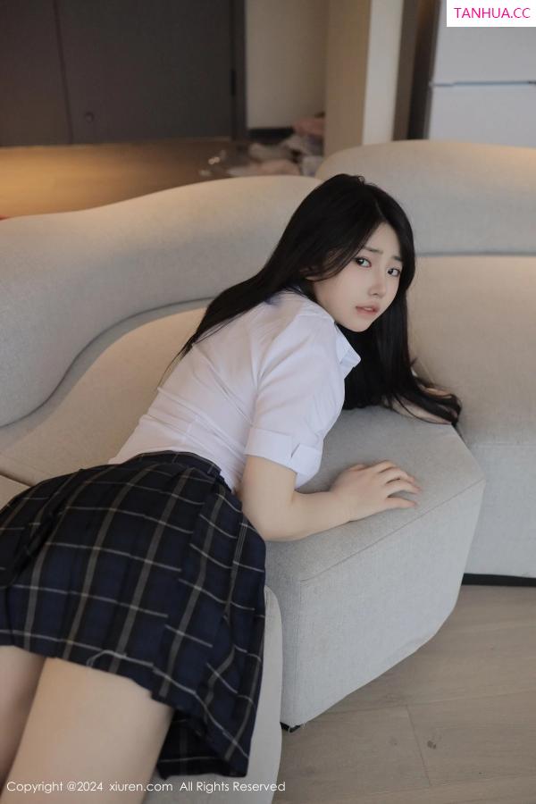   [XiuRen]高清写真图 2024.03.04 No.8173 陈小花 丝袜美腿第57张图片